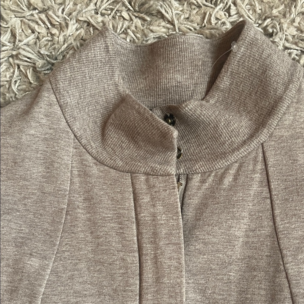 Cabi Weekend Topper Tan Peplum Jacket - Size Medium   Style 3543 - Picture 3 of 13